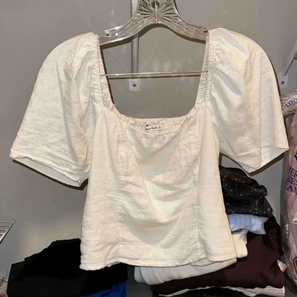 Abercrombie linen top